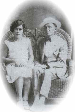 Elisa y Rancho Torres, due&ntilde;os de fonda