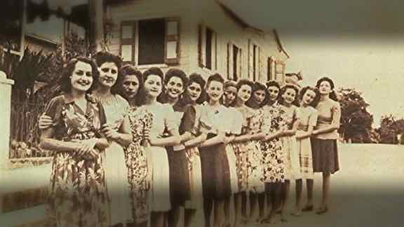 Grupo de Chicas Laje&ntilde;as
