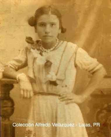 Rosario Medina a los 14 a&ntilde;os