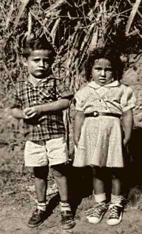 Titi, Macho y Sara L&oacute;pez